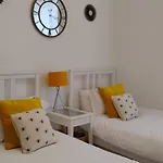 Charming Six Bedroom Townhouse Citystay Close To City Centre