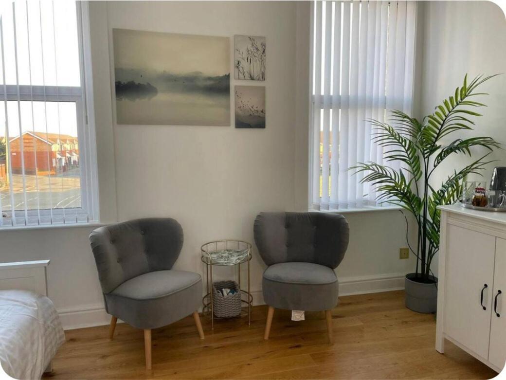 Holiday home Charming Six Bedroom Townhouse Citystay Close To Centre Liverpool