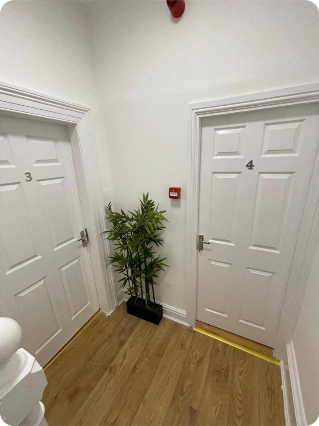 Holiday home Charming Six Bedroom Townhouse Citystay Close To Centre